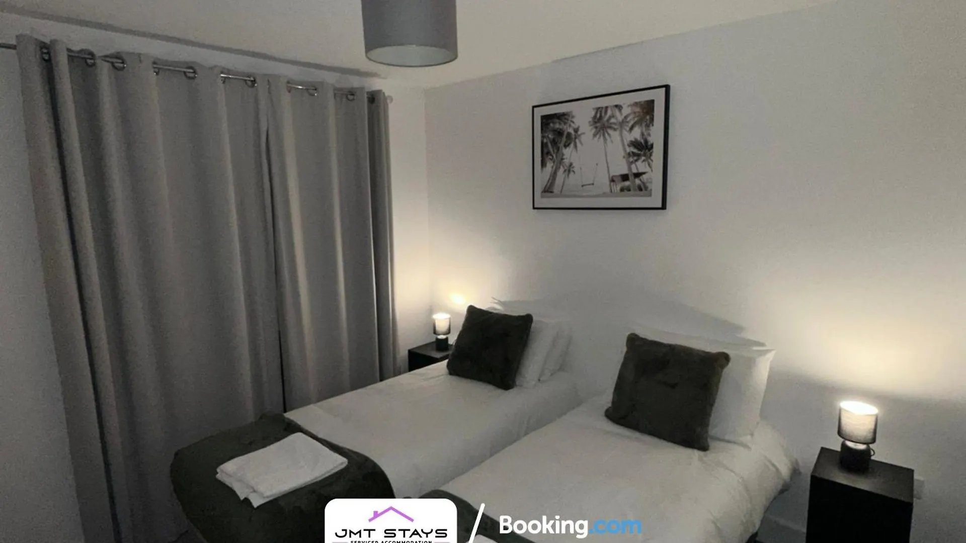 Apartment Exclusive Deal For Extended Stays By Jmt Stays L Swansea Short Lets And Serviced L With Garden Sketty